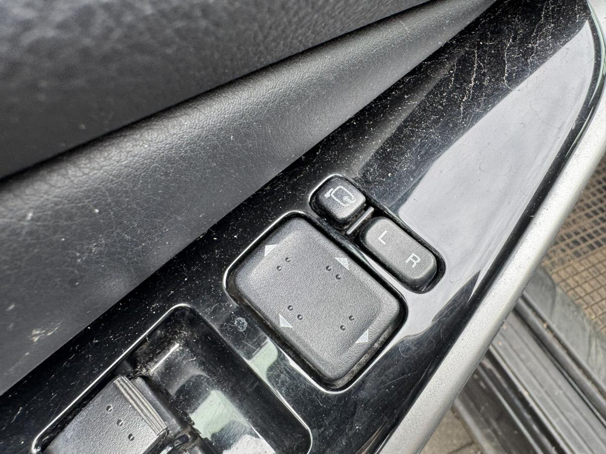 Mazda CX-7 original Au&szlig;enspiegel rechts elektrisch anklappbar Schwarz Bj.2012